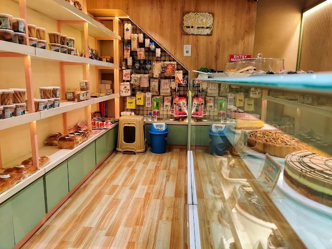 Delfin Silk Mills branch interior